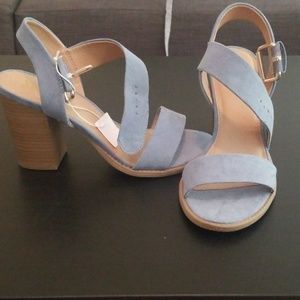 Pair of size 9 Brash by payless heels